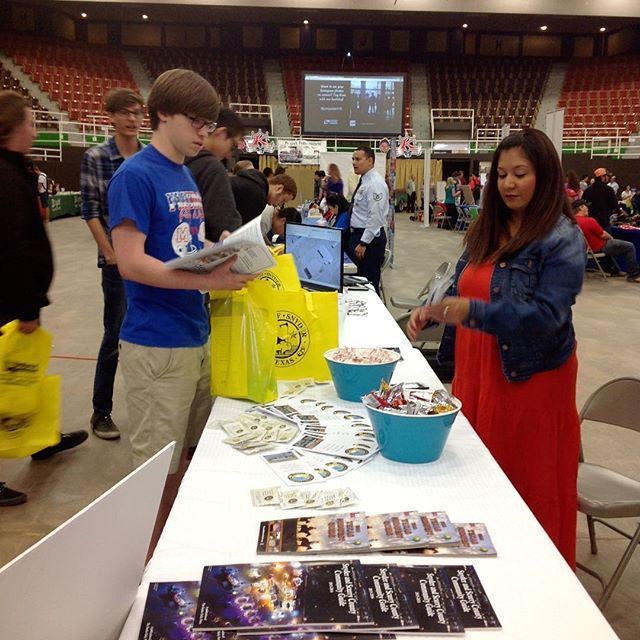 Visiting with Exhibitors